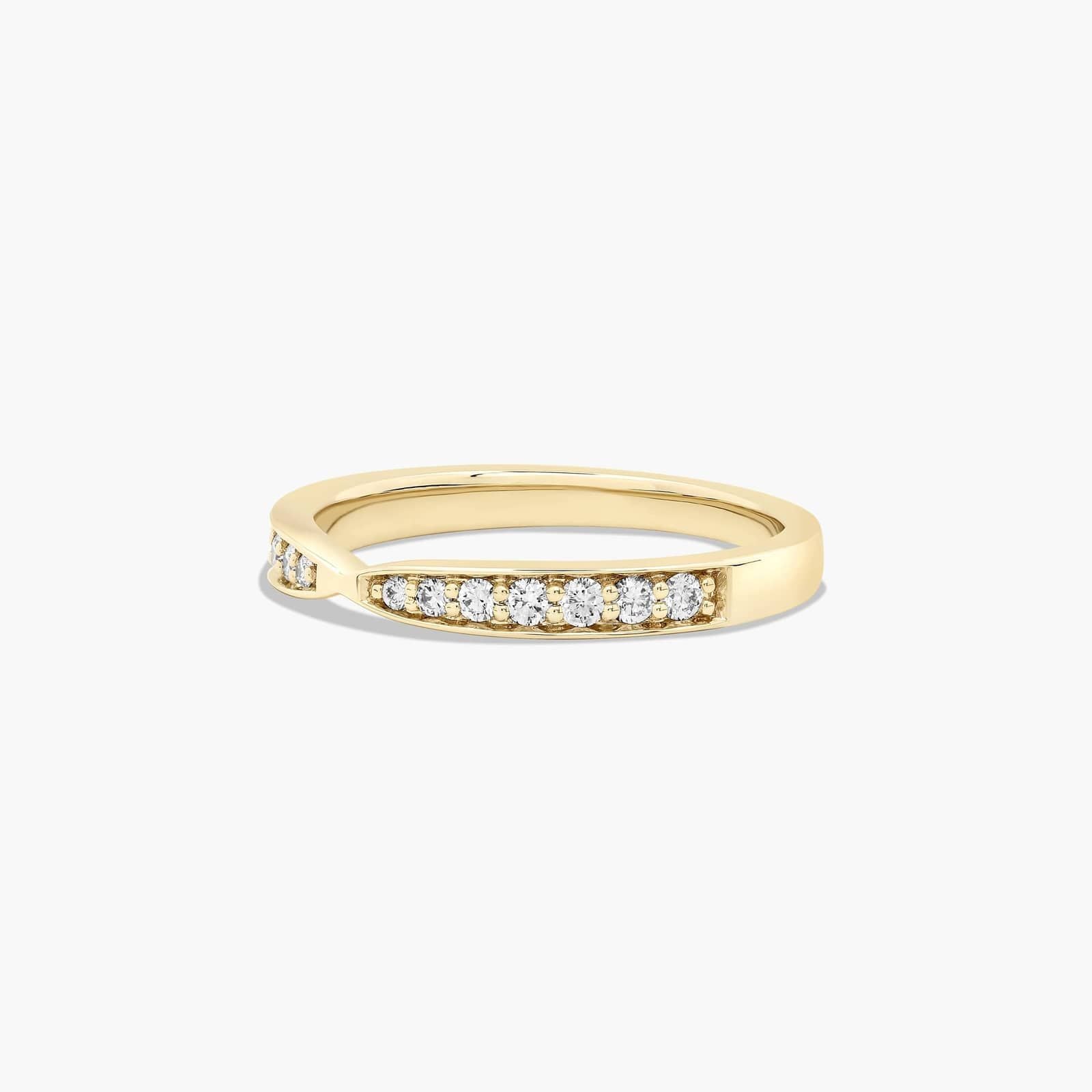 0.21ct Tapered Pavé Diamond Wedding Ring | 10K Gold